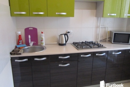 1-на комн. квартира с хорошим ремонтом на часы, сутки, недели