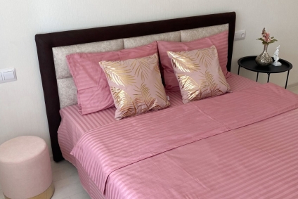 Цена указана для двух человек. Цена в праздники и выходные дни договорная