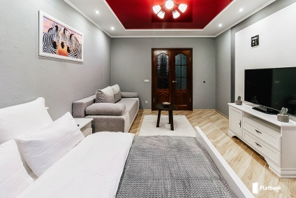 Стильные апартаменты в 10 минутах ходьбы до центра